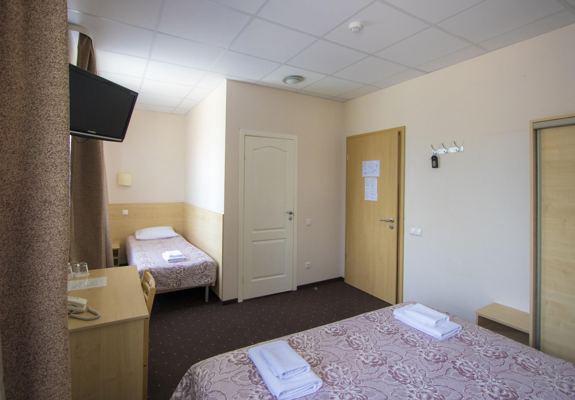 ריגה Hotel Best With Free Parking מראה חיצוני תמונה
